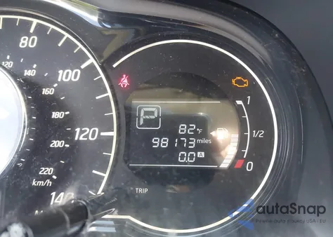 2016 Nissan Versa Note S (Sr)/S Plus/Sl/Sr/Sv z USA, uszkodzony, nr VIN 3N1CE2CP8GL350821